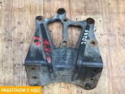 Кронштейн левый