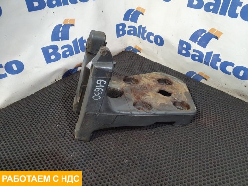 Кронштейн пневморессоры правый