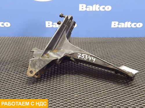 Кронштейн кабины левый