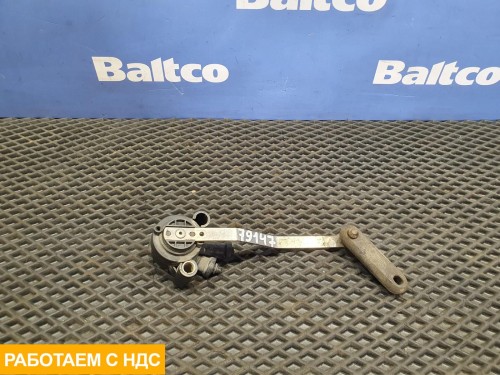 Кран уровня пола кабины